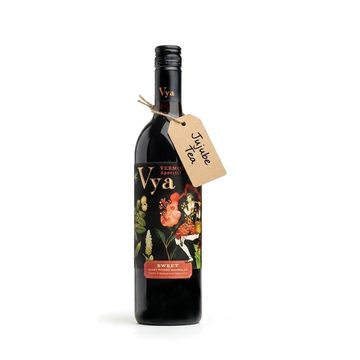 红枣茶浸泡的 Vya 甜味美思