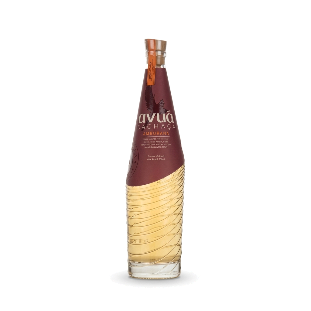 Avuá Amburana Cachaça