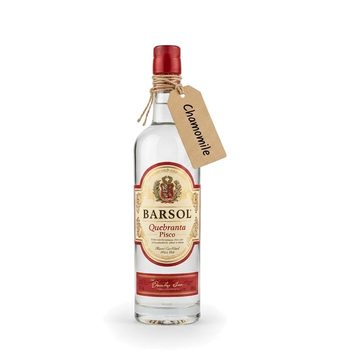 洋甘菊浸泡的 Barsol Quebranta Pisco