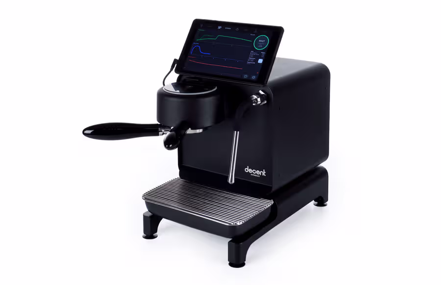 DE1 news: v1.46 now released and available, lower prices for UK, Europe.