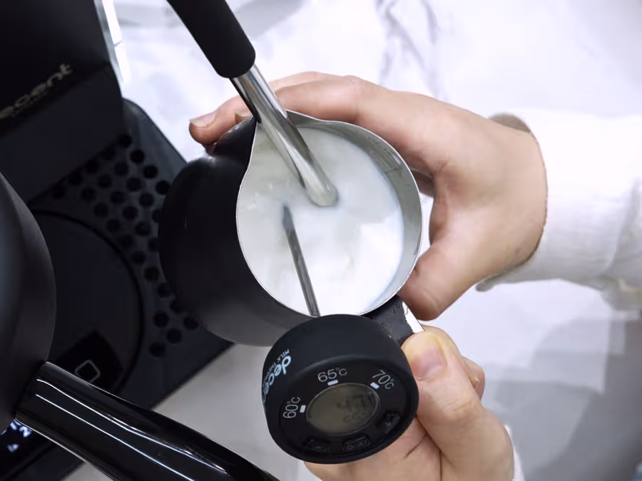 Bengle steam wand on DE1XXL: a video comparison