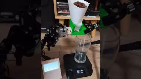 Prototyp eines individuellen Kaffeebohnen-Dosiergeräts